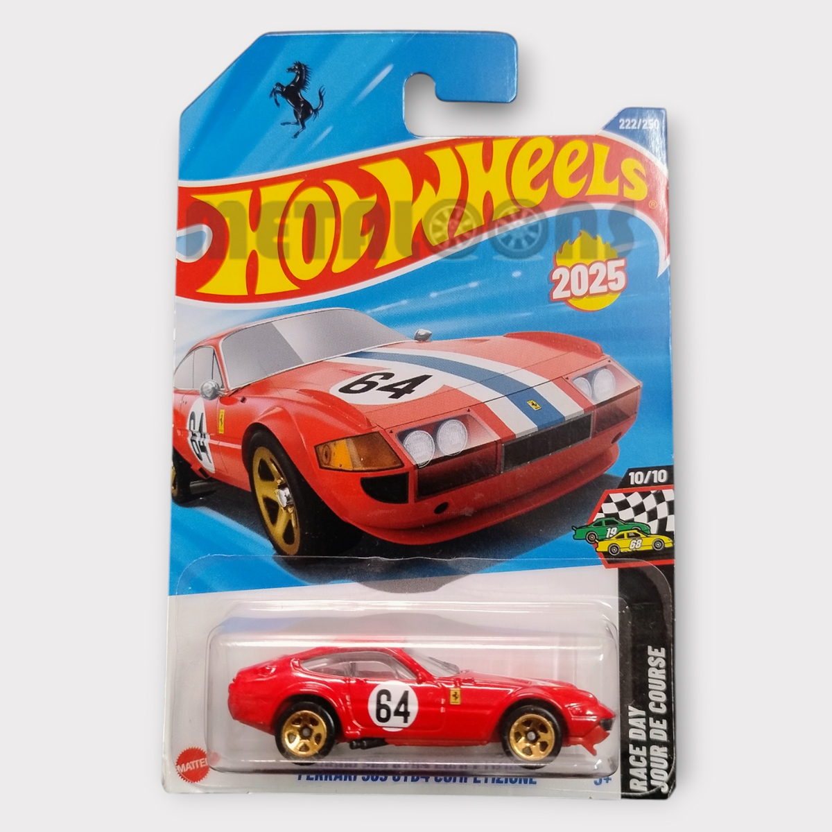Hot-Wheels-Car-Culture-Mazda-787B-with-Ferrari-365-Red-2